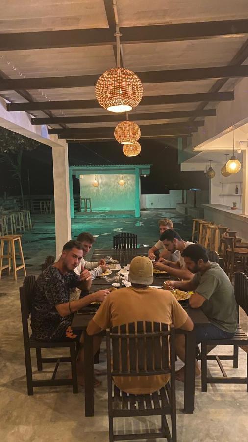 Cozy Cocos Hotel Weligama Bagian luar foto