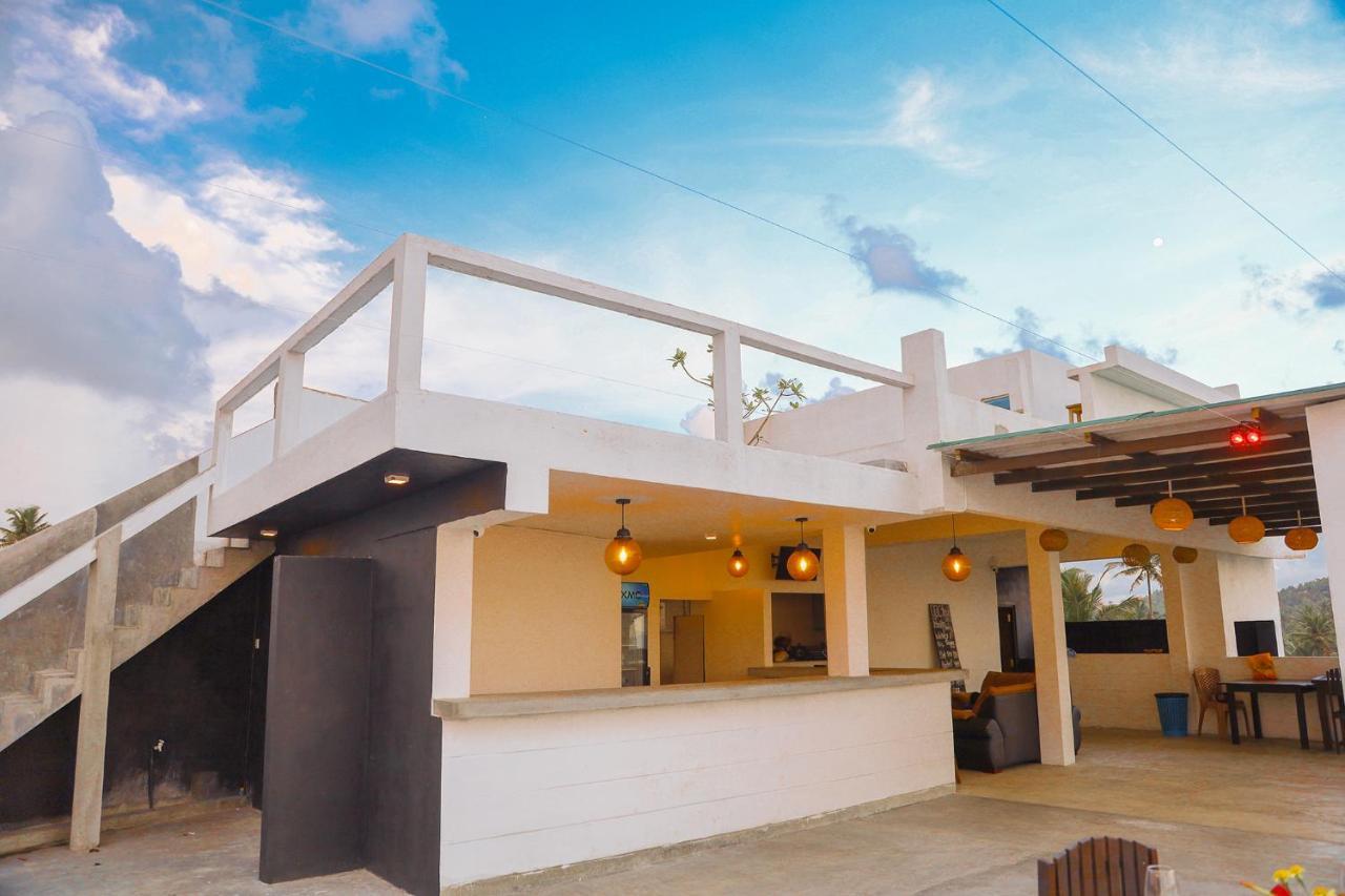 Cozy Cocos Hotel Weligama Bagian luar foto