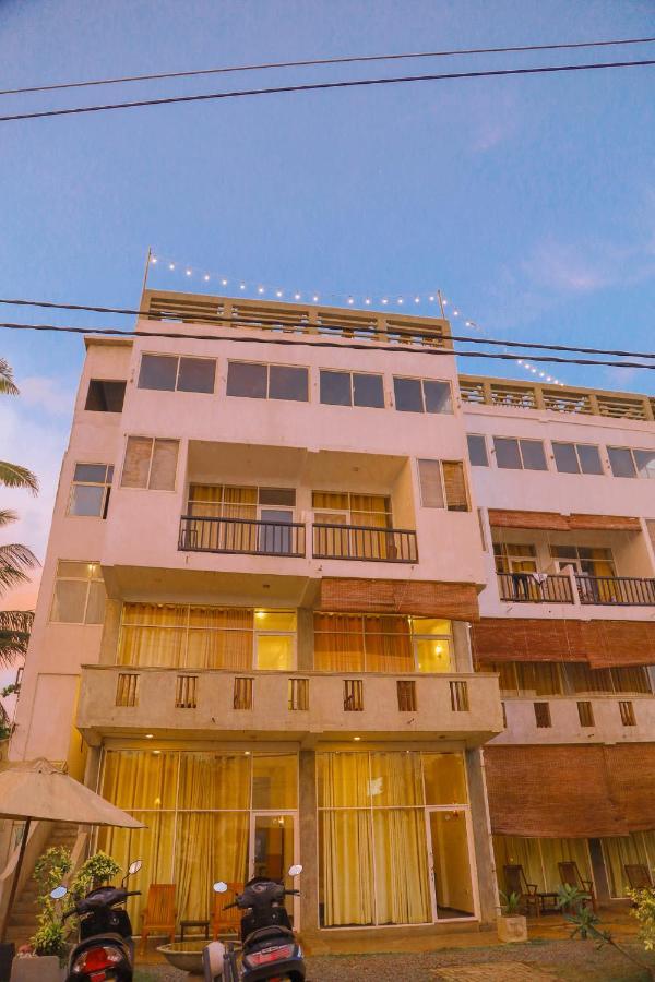 Cozy Cocos Hotel Weligama Bagian luar foto