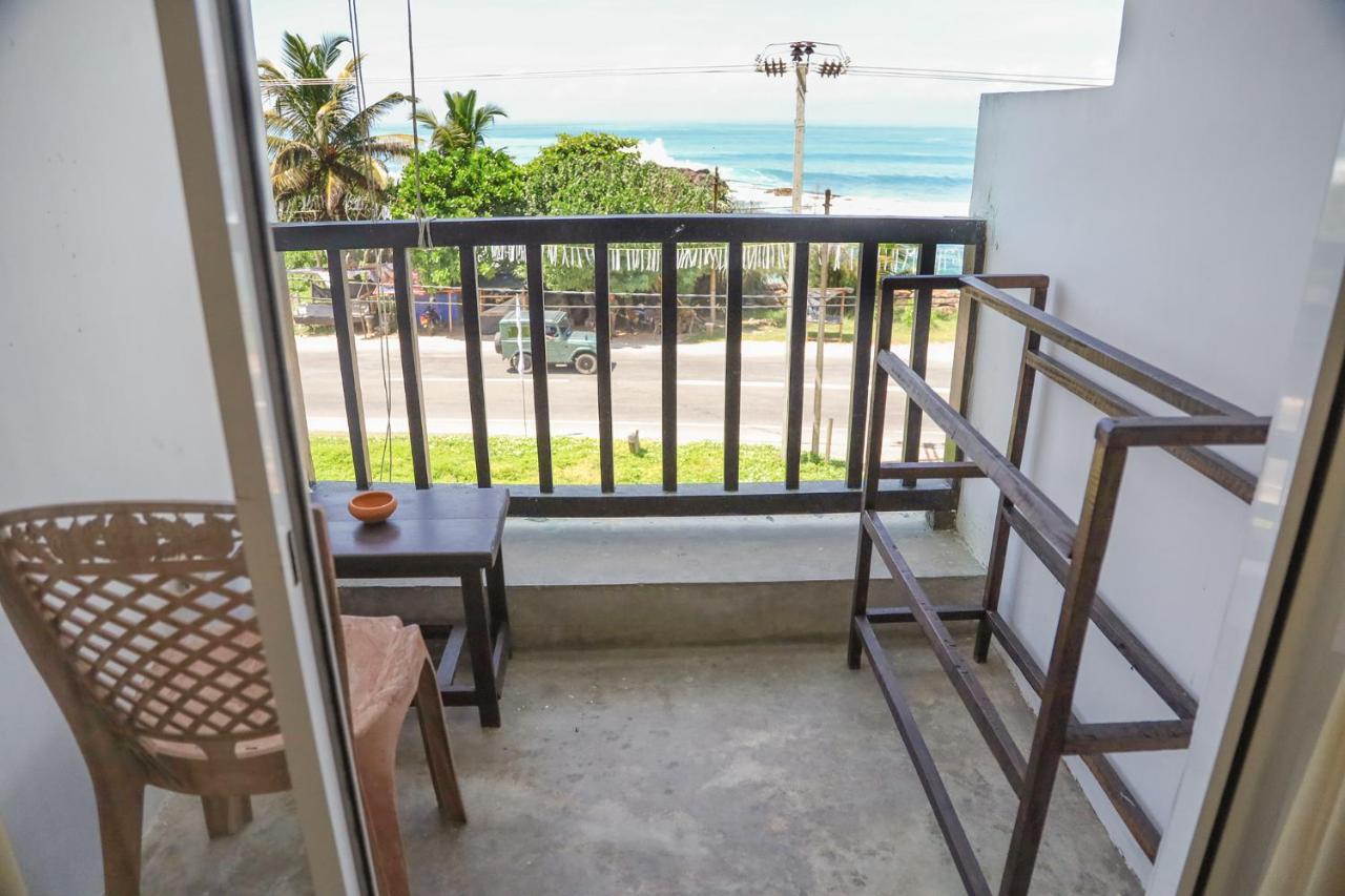 Cozy Cocos Hotel Weligama Bagian luar foto